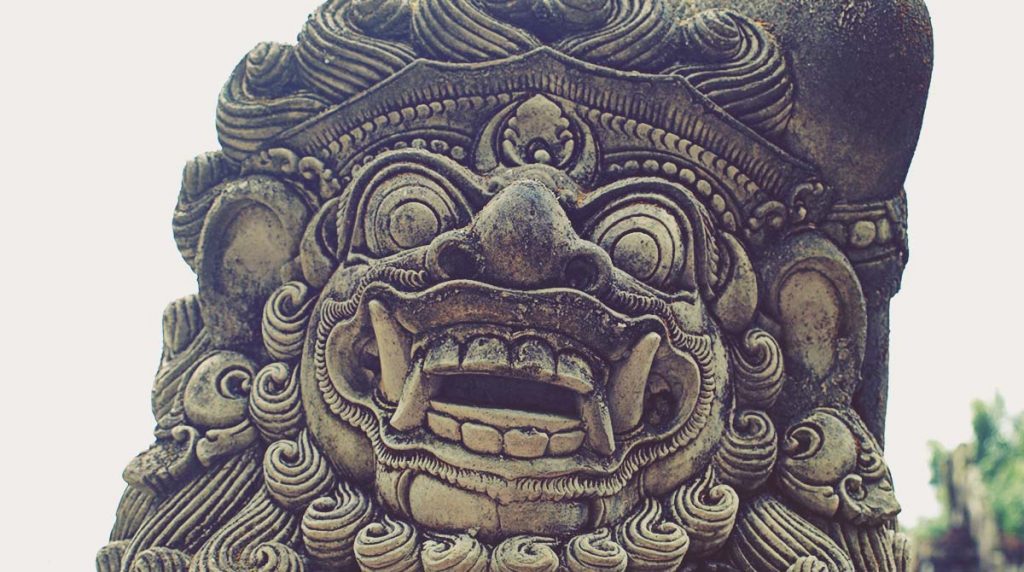Dvarapala en Tirta Empul, Bali