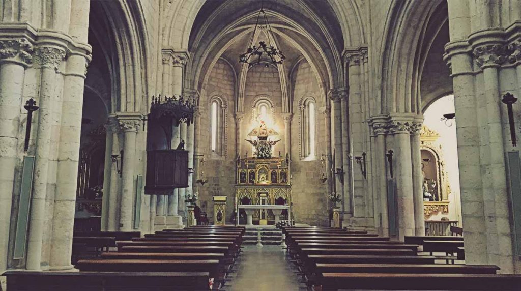 Interior-Iglesia-Santa-Maria-de-la-Peña-Brihuega