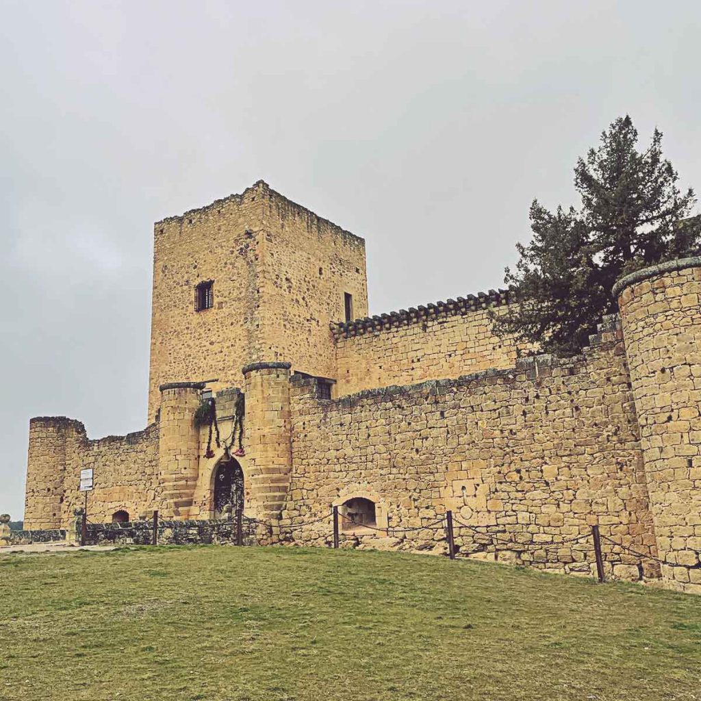 Castillo-de-Pedraza