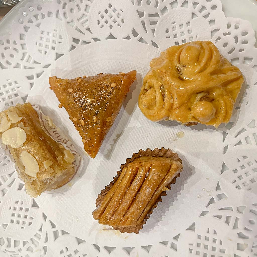 Que comer en Marrakech: pastelitos marroquíes
